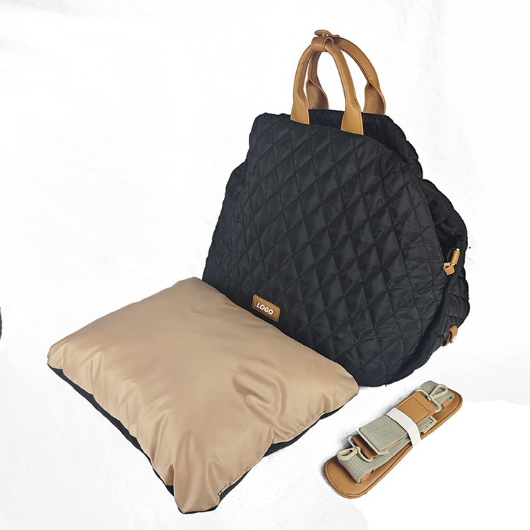 V888-ELOSUNG35948-202509011327-00 Luxury Quilted 2-in-1 Pet Travel Carrier & Car Booster Seat for Small Dogs(Black) - Image 1